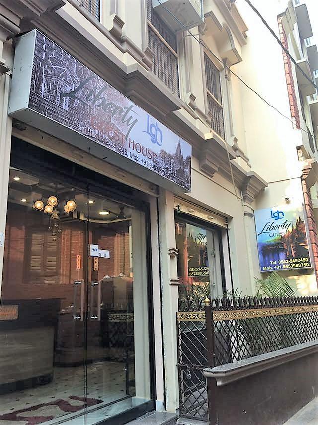 Liberty Guest House Varanasi Bagian luar foto